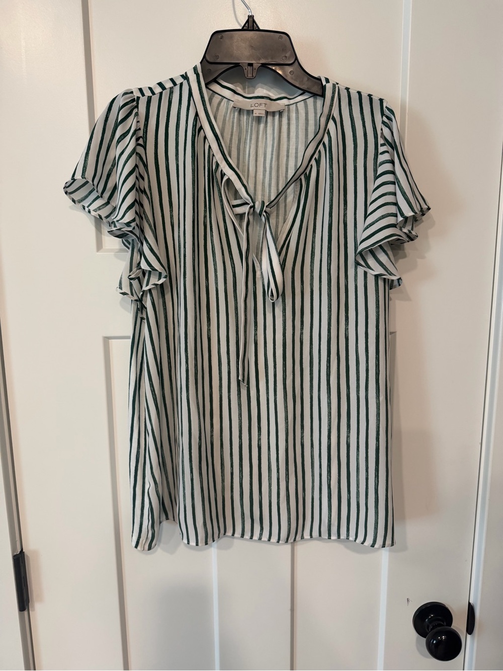 LOFT White and Forest Green Striped Tie-Front Ruffle Sleeve Blouse Women’s M